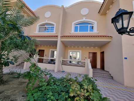 QAR 12500,  Huge, 6BHK + Big Majlis Compound Villa In Al-Thumama Near Saudia Hypermarket photo 1