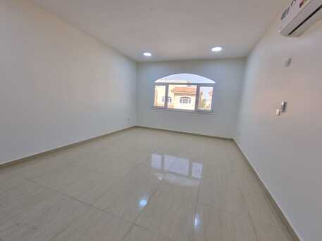 QAR 12500,  Huge, 6BHK + Big Majlis Compound Villa In Al-Thumama Near Saudia Hypermarket photo 4