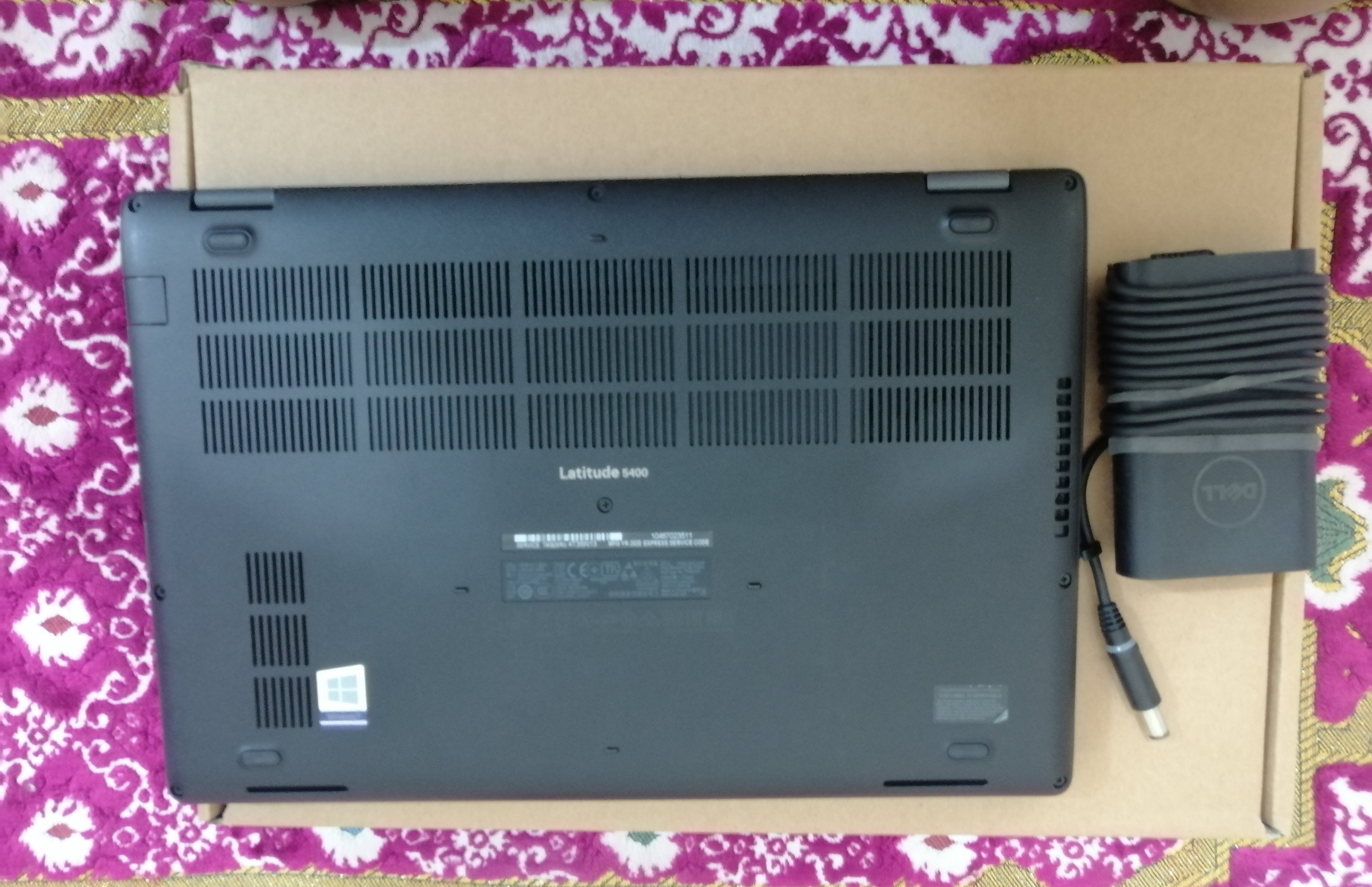 DELL LATITUDE E-5400 intel Core i7 -8Th Gen Ram 16GB photo 5
