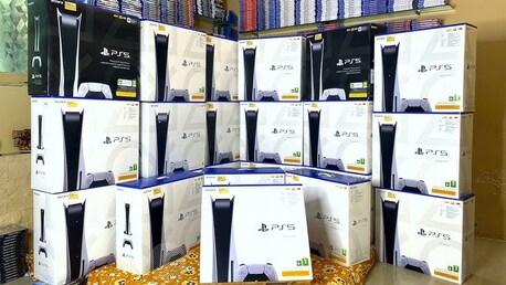 WWW.PHOTVPC.COM New, Sony PS5 Pro, Sony PS5, Nintendo Switch 2, IPhone 16 Pro, IPhone 16,