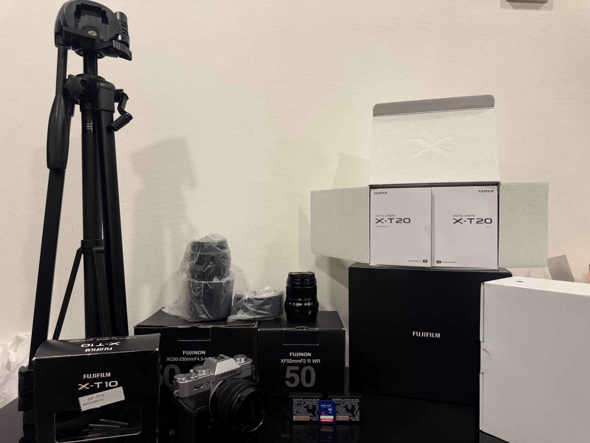 Fujifilm X-T20 Mirrorless Camera — rarely used