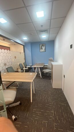 QAR 1,  Furnished Office Space In Qatar MOCI Approved photo 2