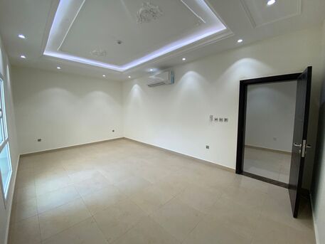 QAR 5500/month,  2 BR,  165 Sq. Meter,  Affordable 2BHK | Al Nasr | Spacious Layout| 2units Available
