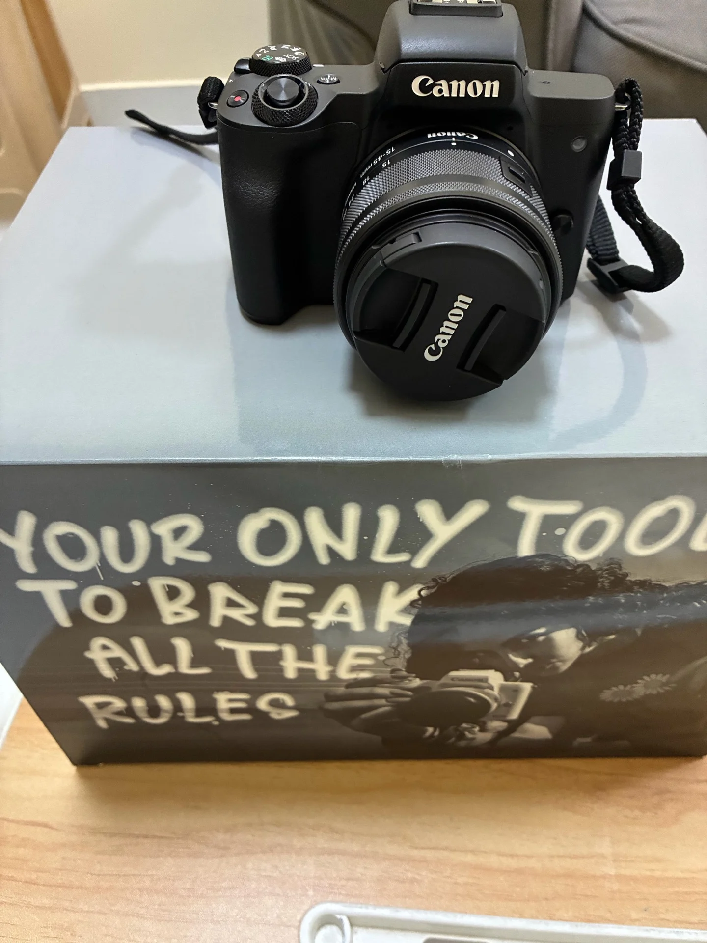 canon C80 with 24-70mm zoom lens photo 5