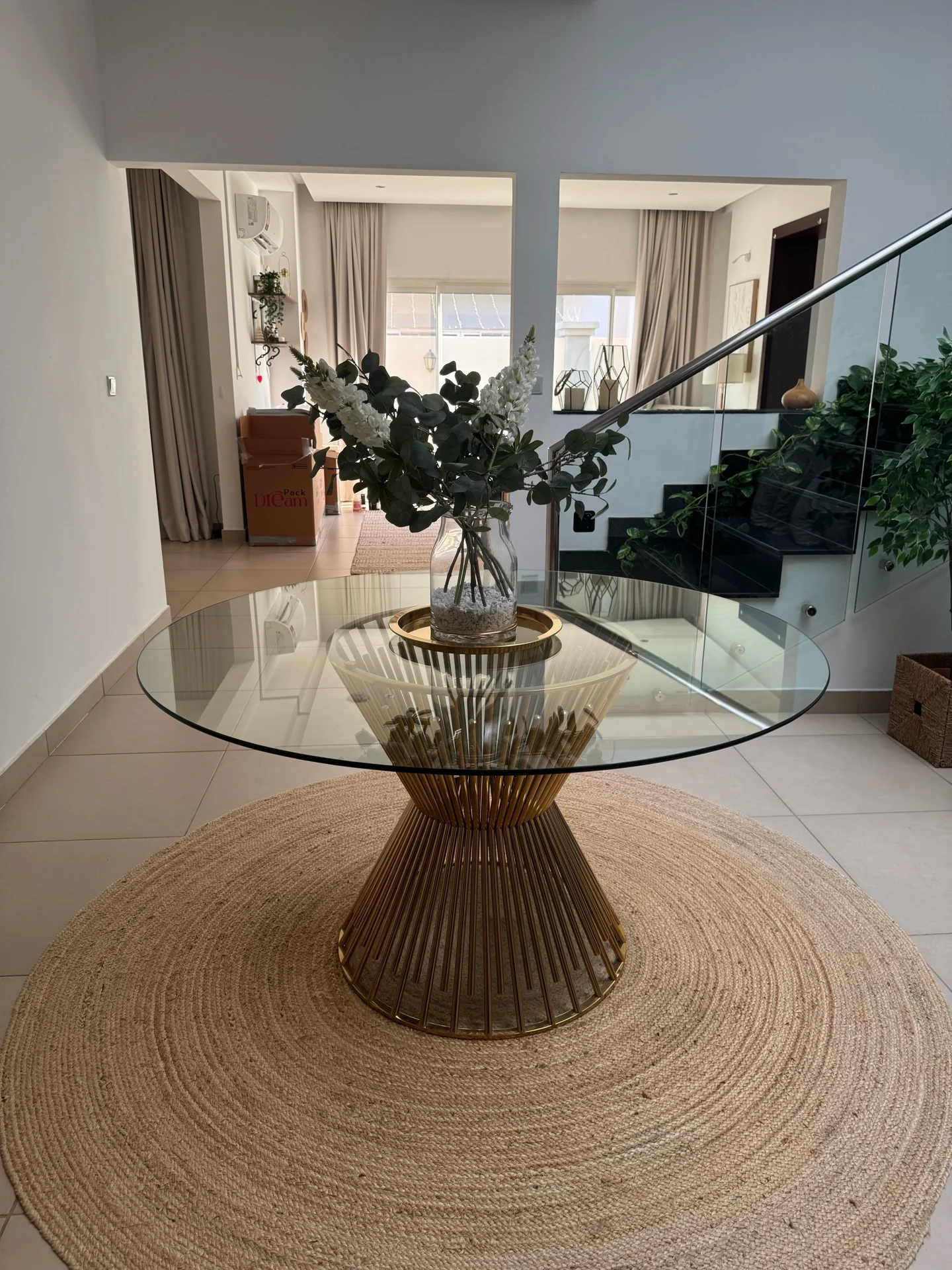 Glass Midas Table photo 2
