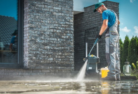 Building Soft Washing Services In Doha photo 1