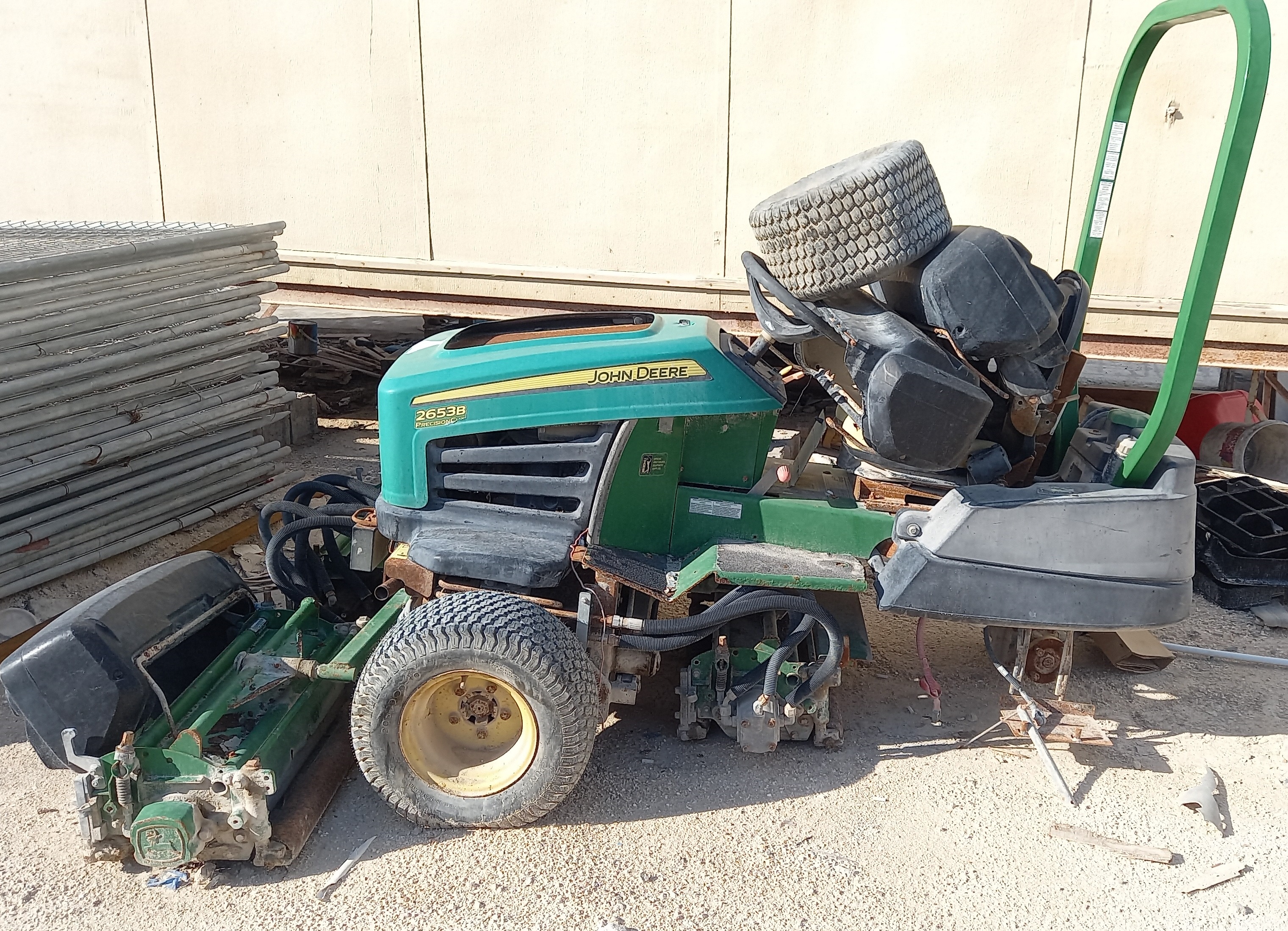 Landscape Machine JOHN DEERE 2653B PrecisionCut Trim,Rough & Surrounds photo 1