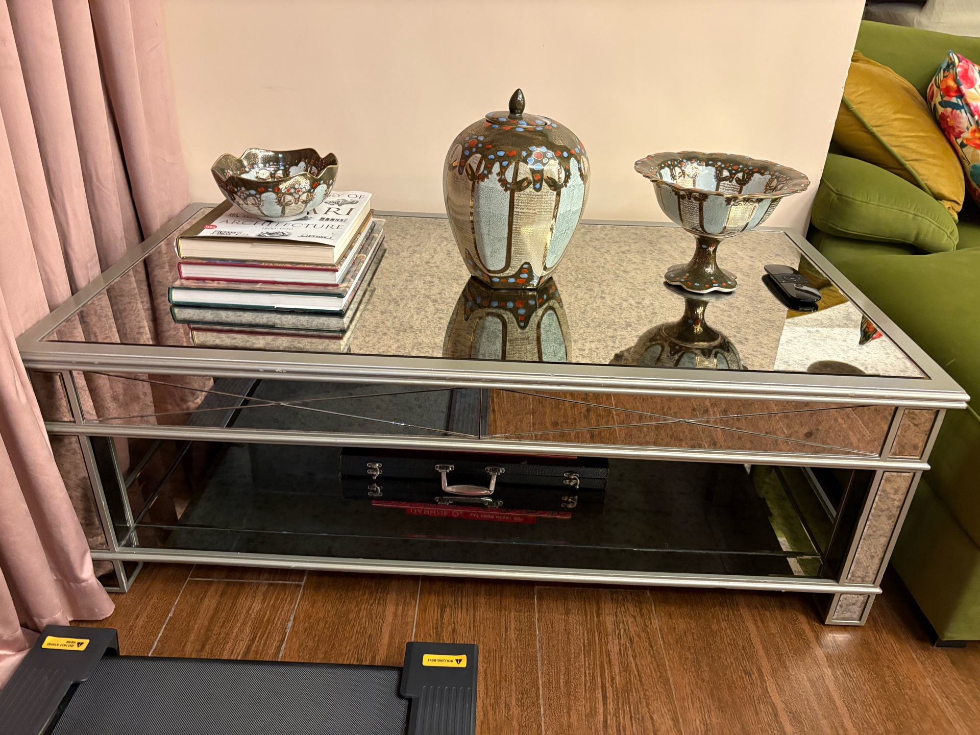 Glass Midas Table photo 5