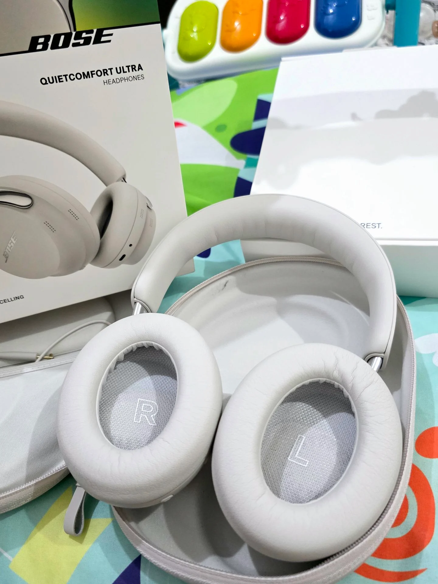 Bose Quietcomfort Ultra Gen 2 Over-ear Wireless Headphone White photo 3
