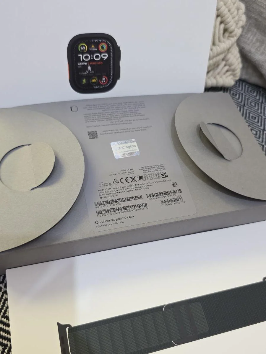 Apple Watch Ultra 2 49mm Black ( Unused Strap ) photo 3
