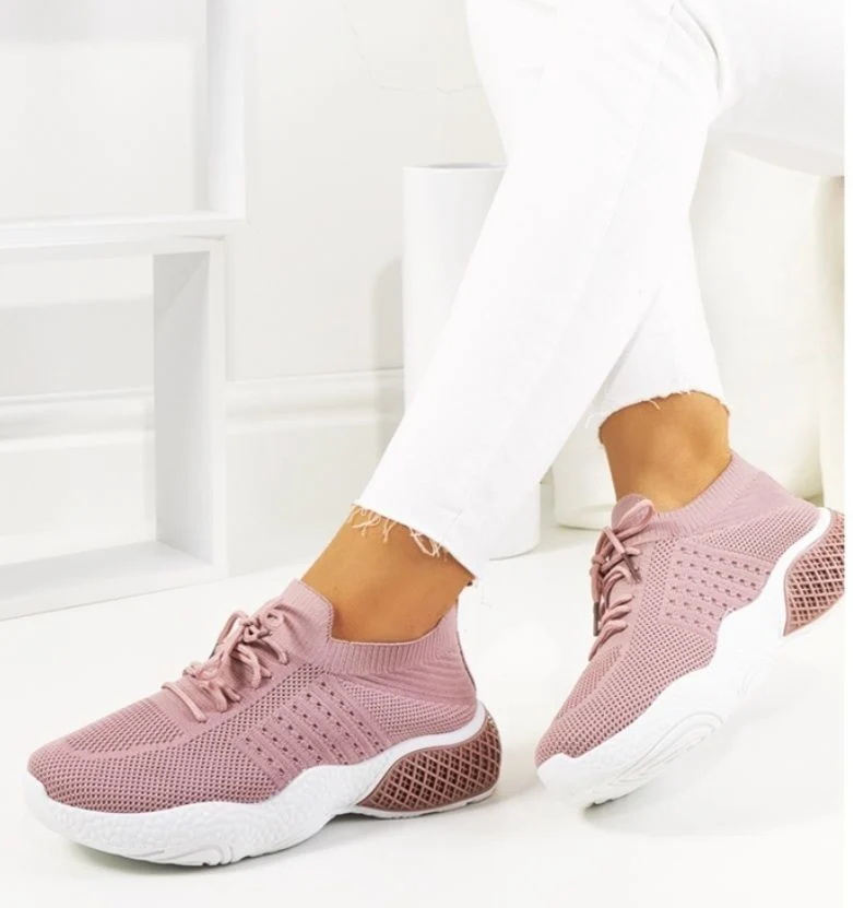 Pink sneakers photo 1