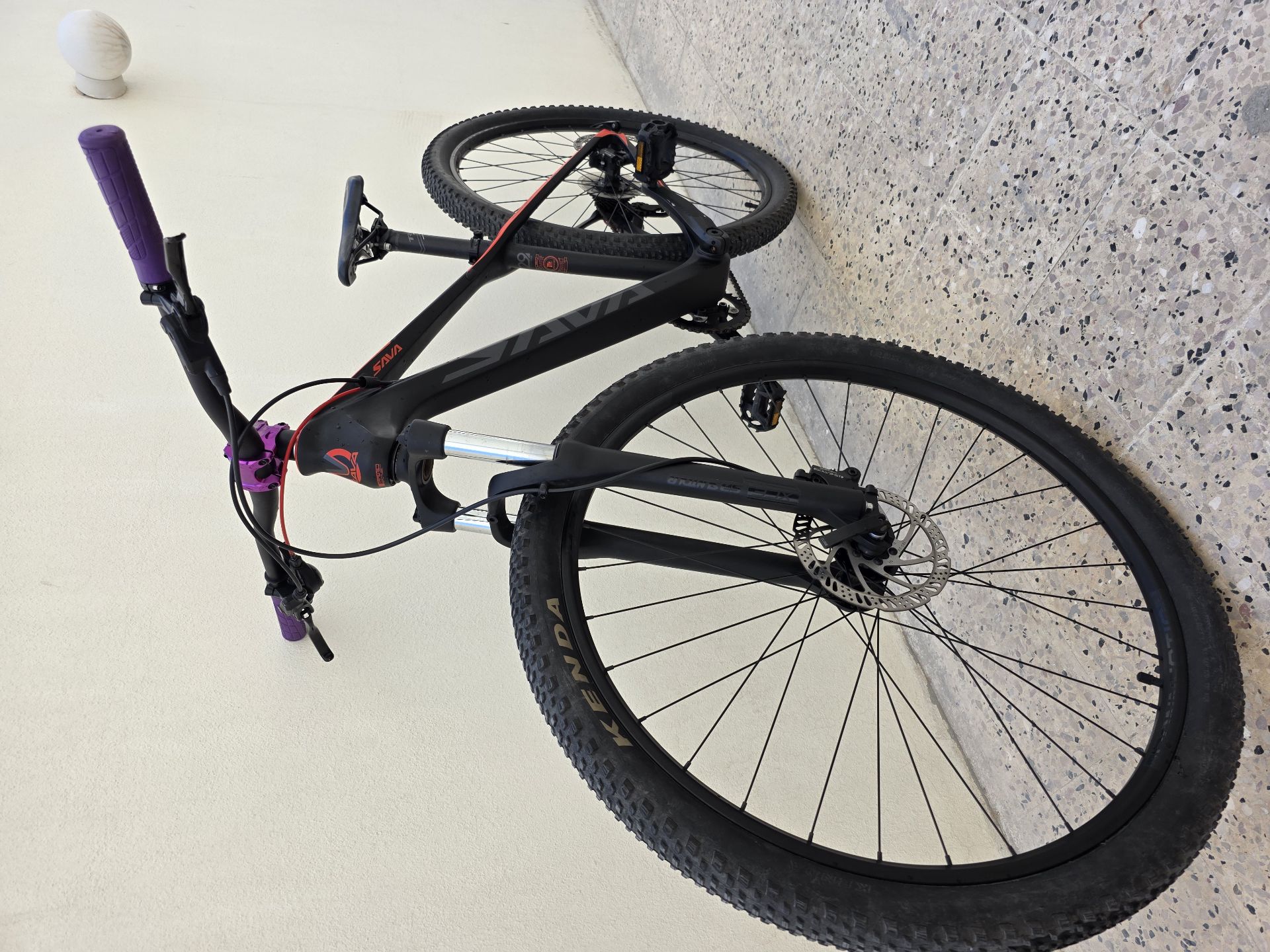 Sava Carbon 29 Mountain Bike Deck 8.2- Shimano Deore XT8100 photo 1