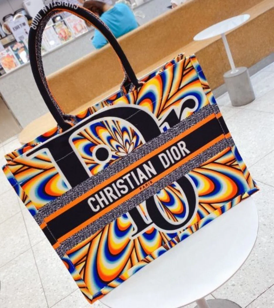 Dior tote photo 1