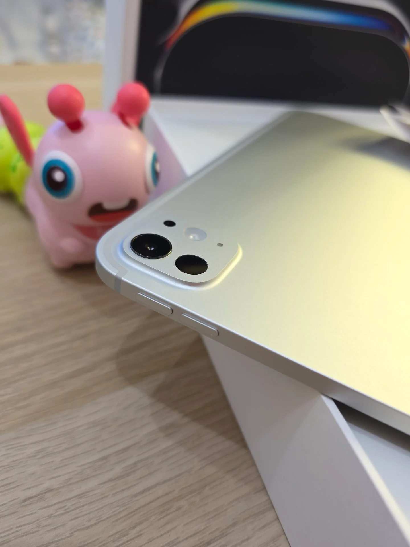 11" iPad Pro M5 512Gb wifi Silver/ 2 years warranty photo 2