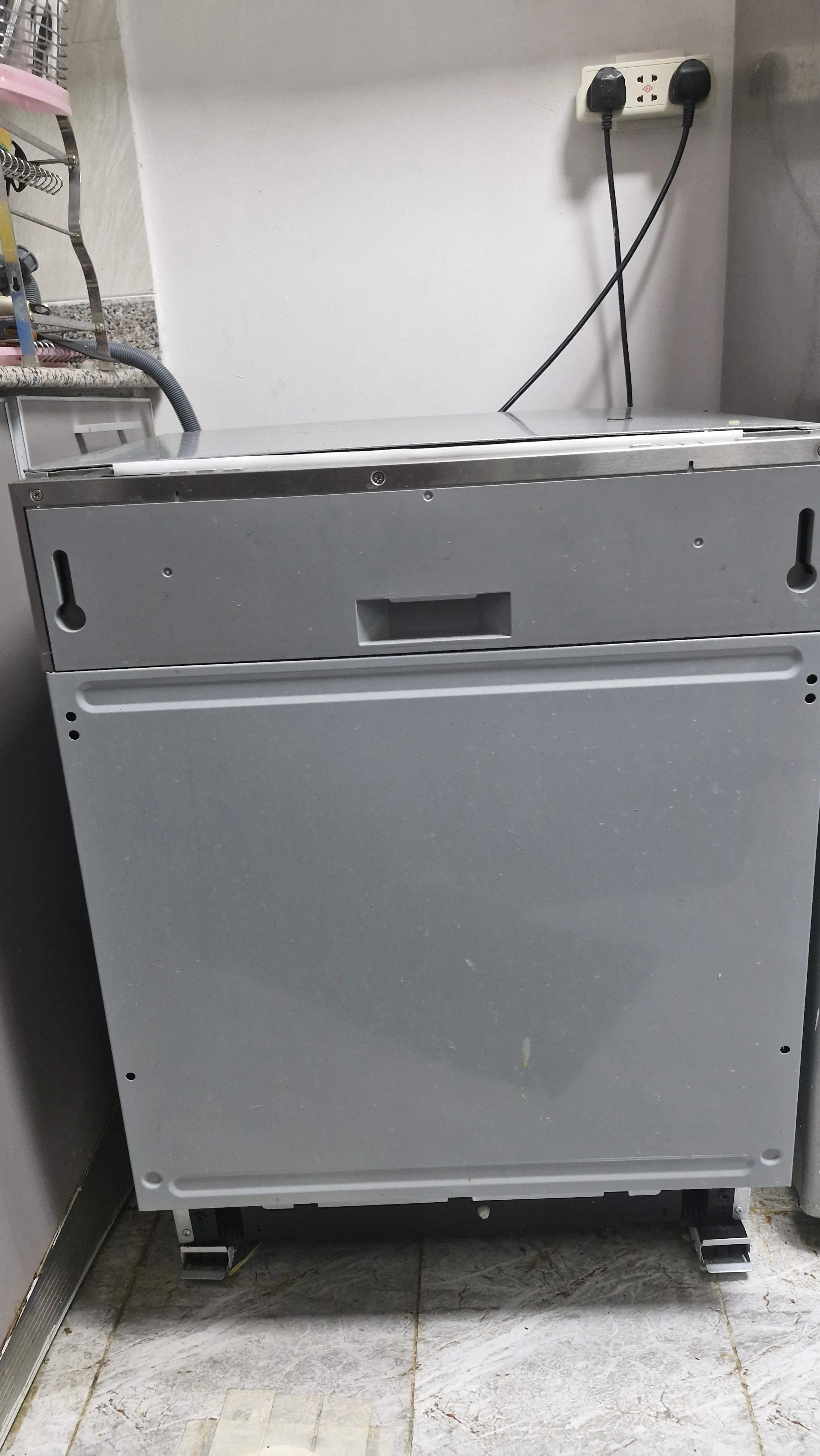 Dishwasher photo 3