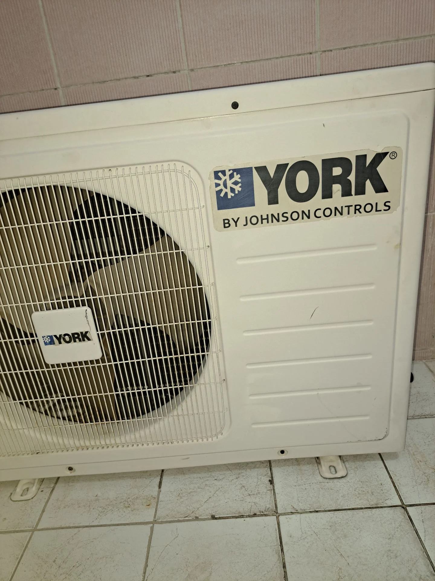 AC Outdoor Units for Sale – Good Condition, Reasonable Budget photo 3