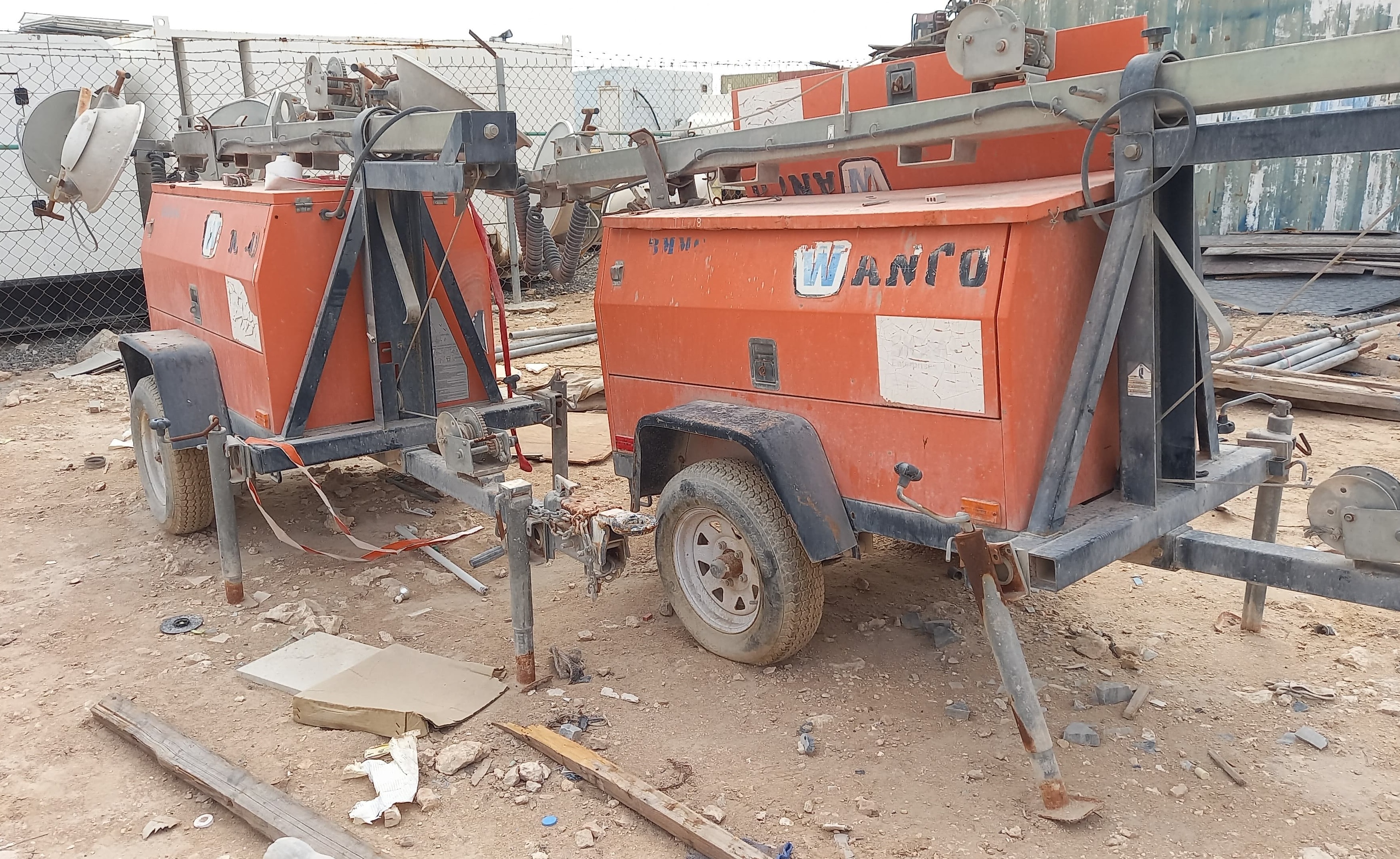 Concrete Mixer, Tower Lights and Tile cutter Machines for Urgent Sale photo 4