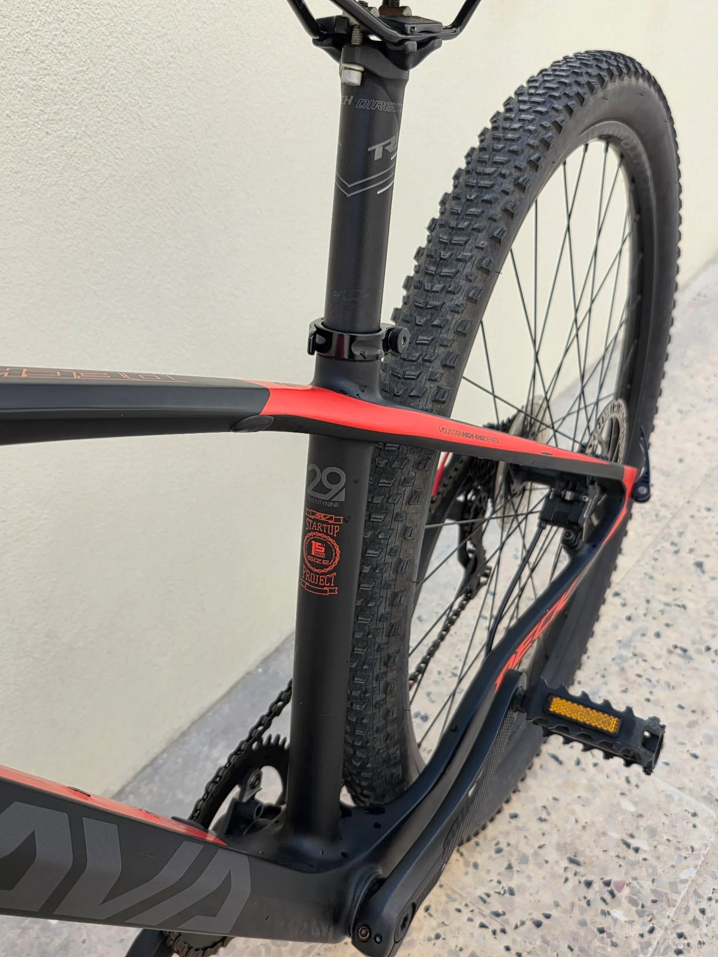 Sava Carbon 29 Mountain Bike Deck 8.2- Shimano Deore XT8100 photo 3