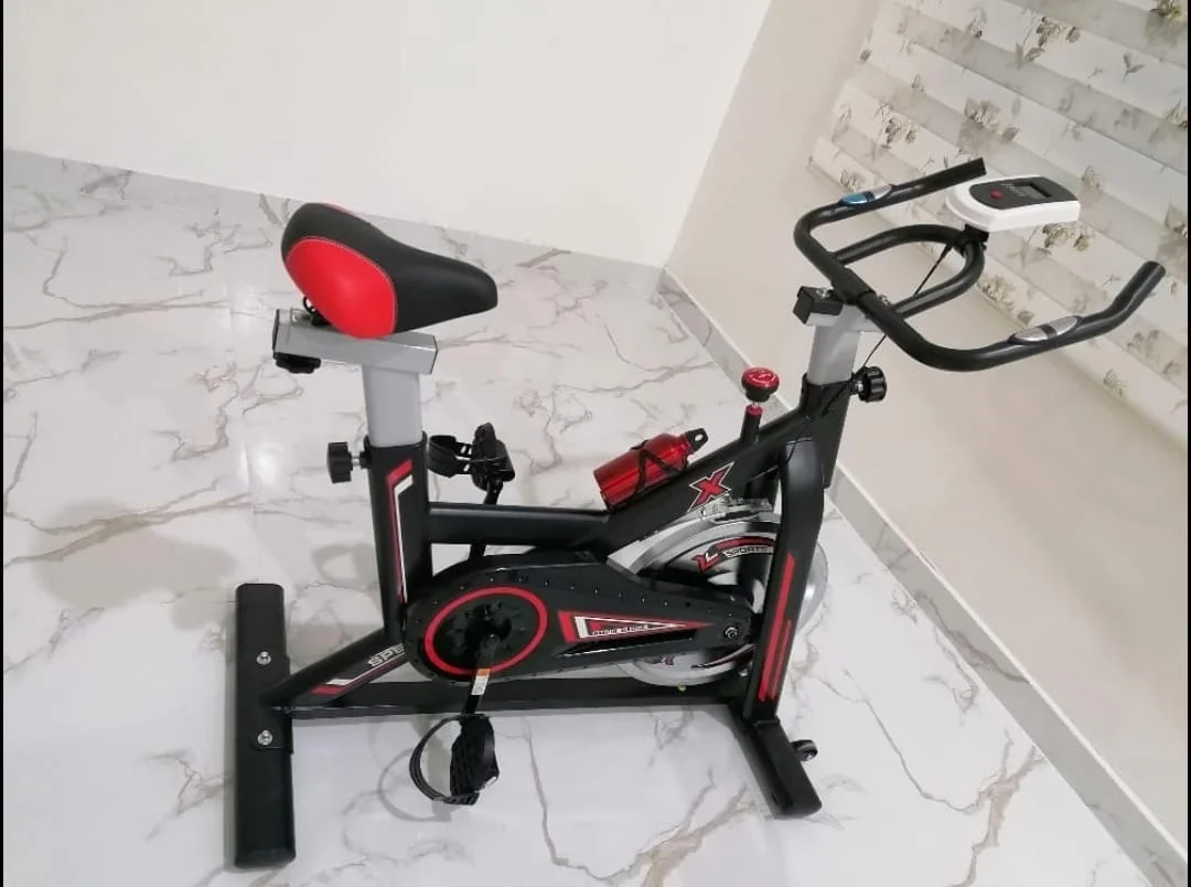 Exercise bike photo 4
