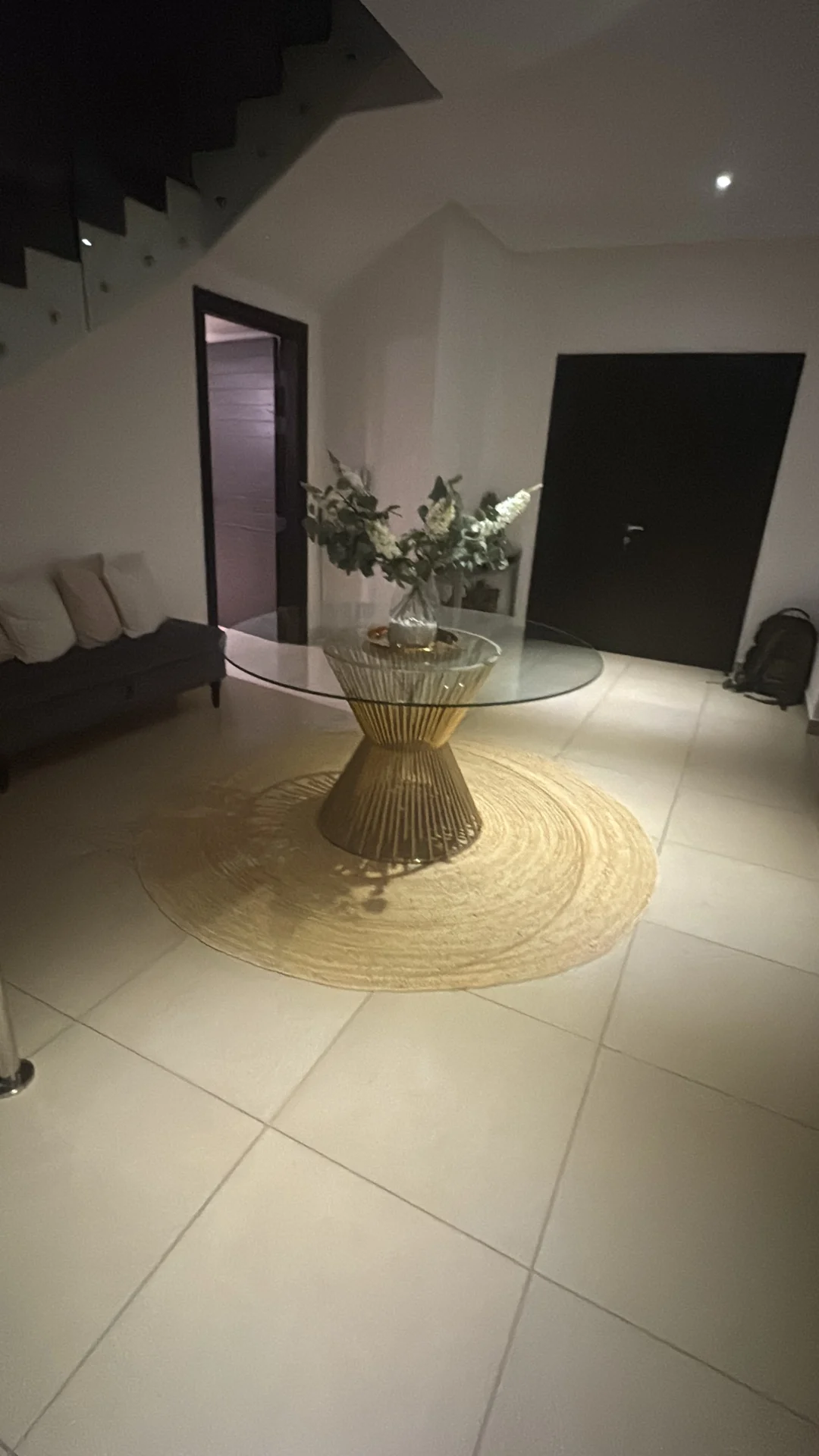 Glass Midas Table photo 4