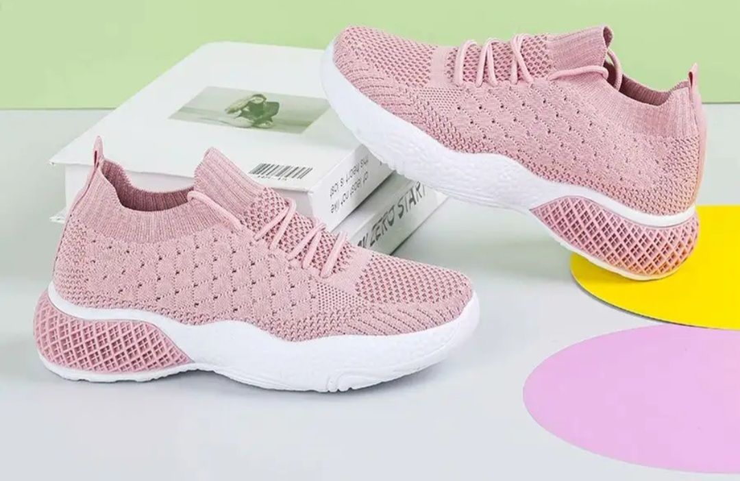 Pink sneakers photo 4