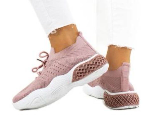 Pink sneakers photo 2