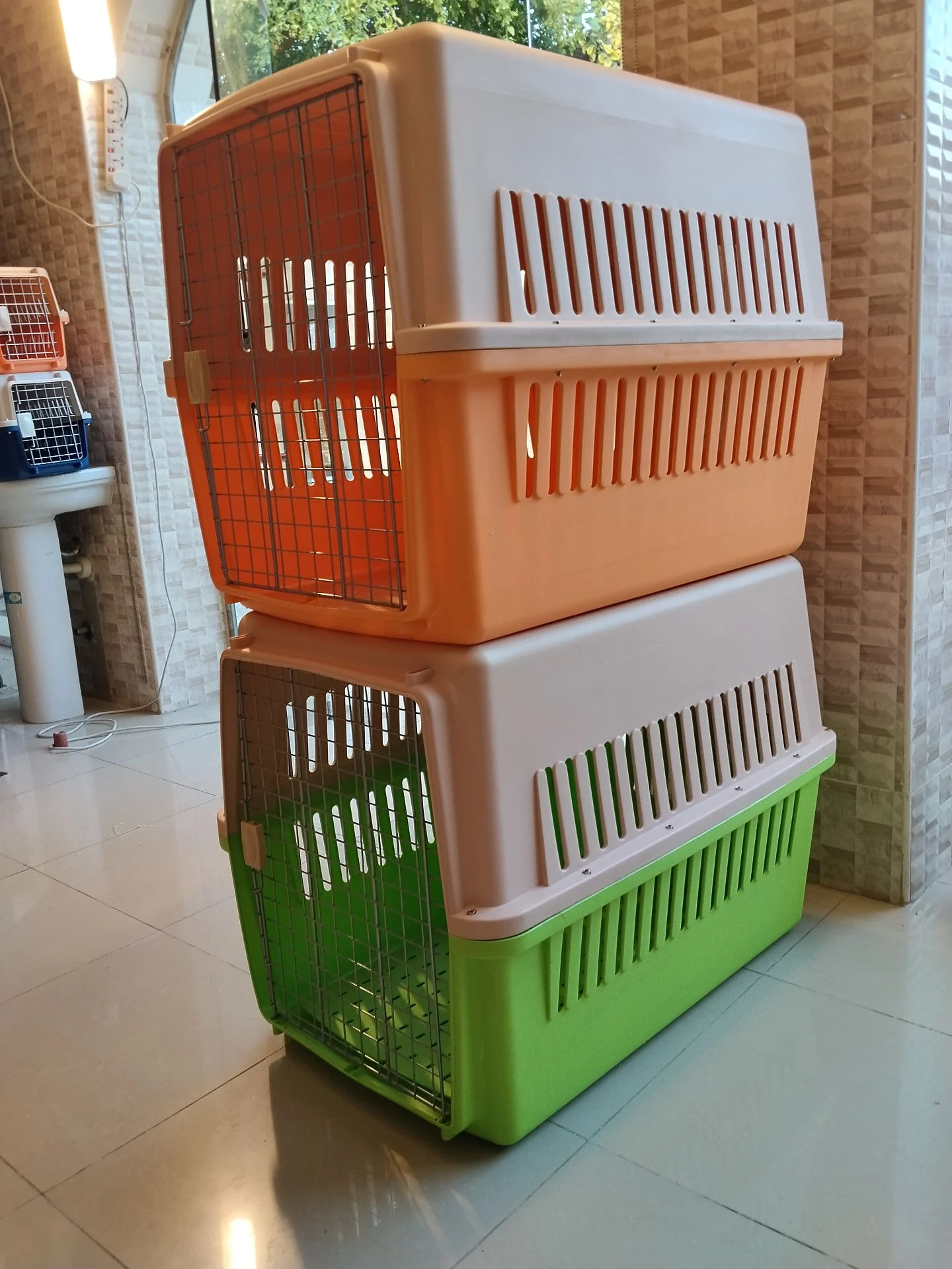 Pet travel carrier box large size