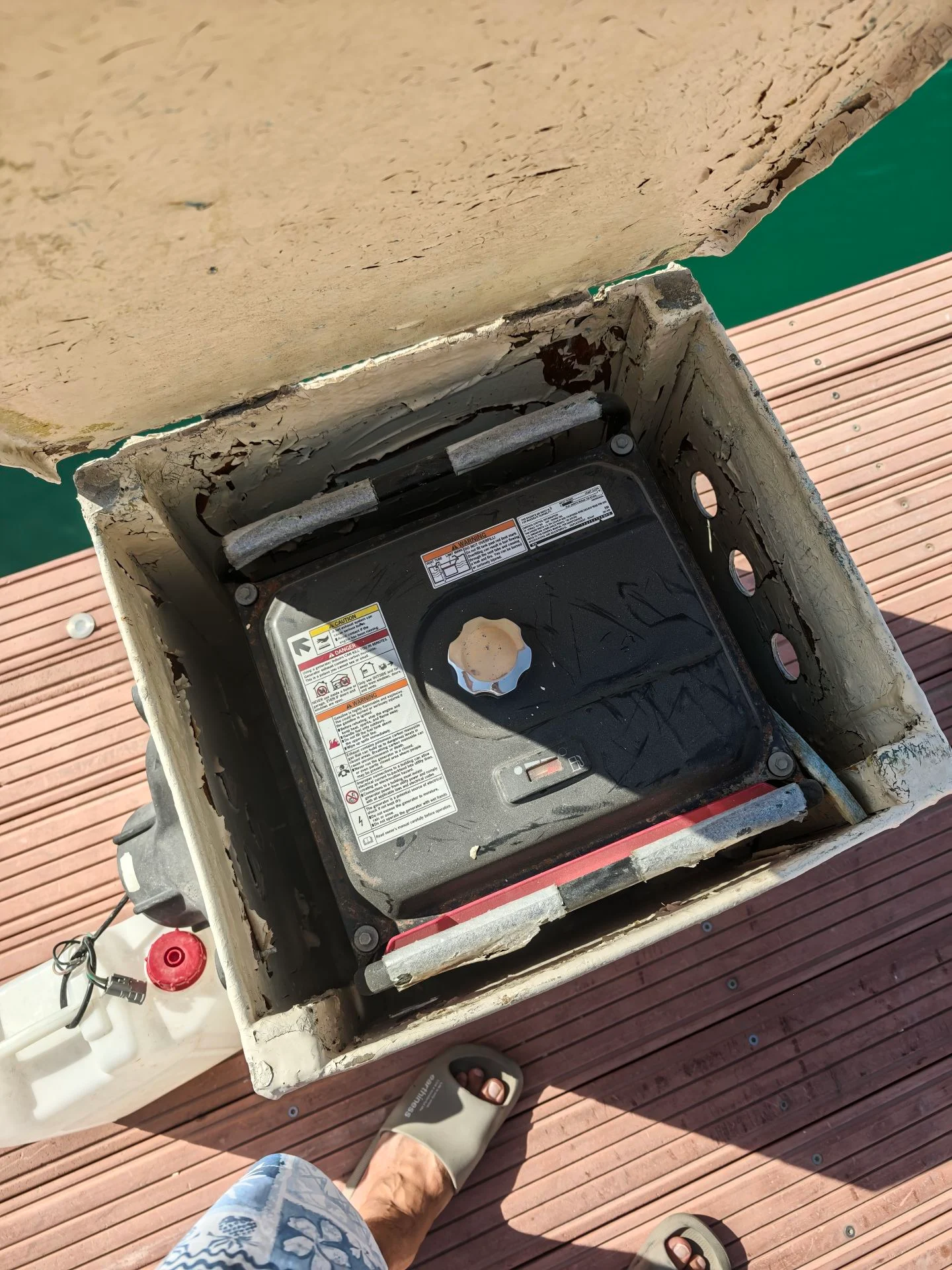 Honda Marine Generator in Soundproof Box photo 1