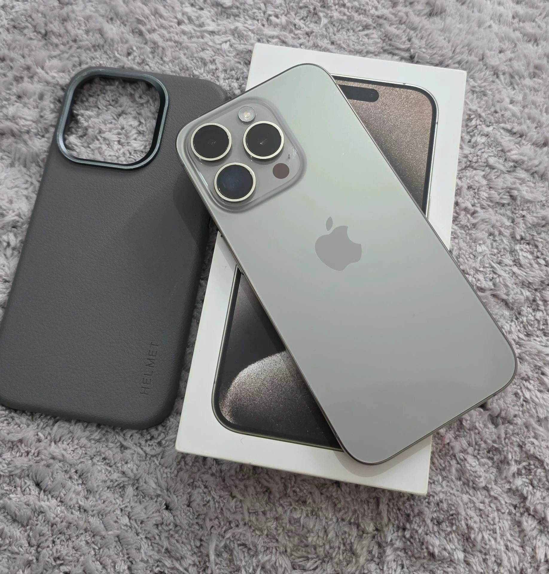 iPhone 15 Pro 128Gb Natural titanium photo 1