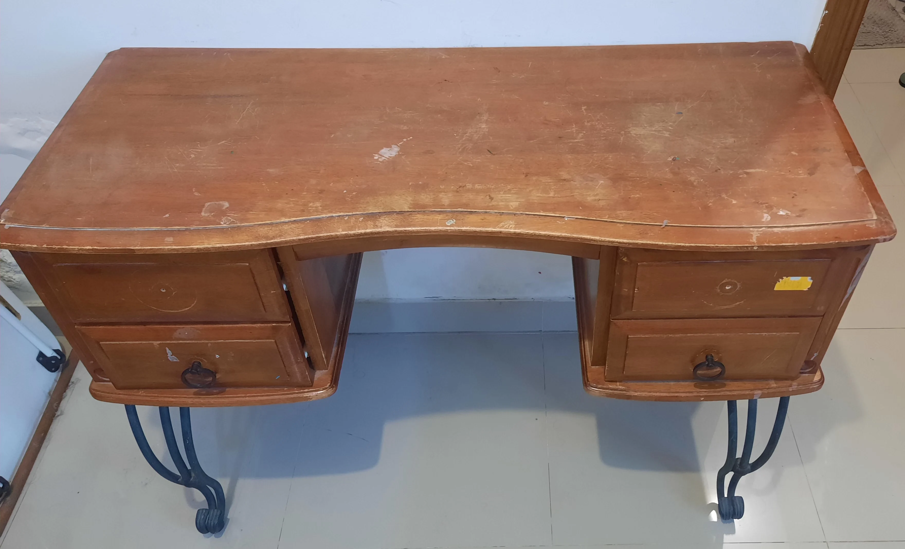Table for sale photo 2