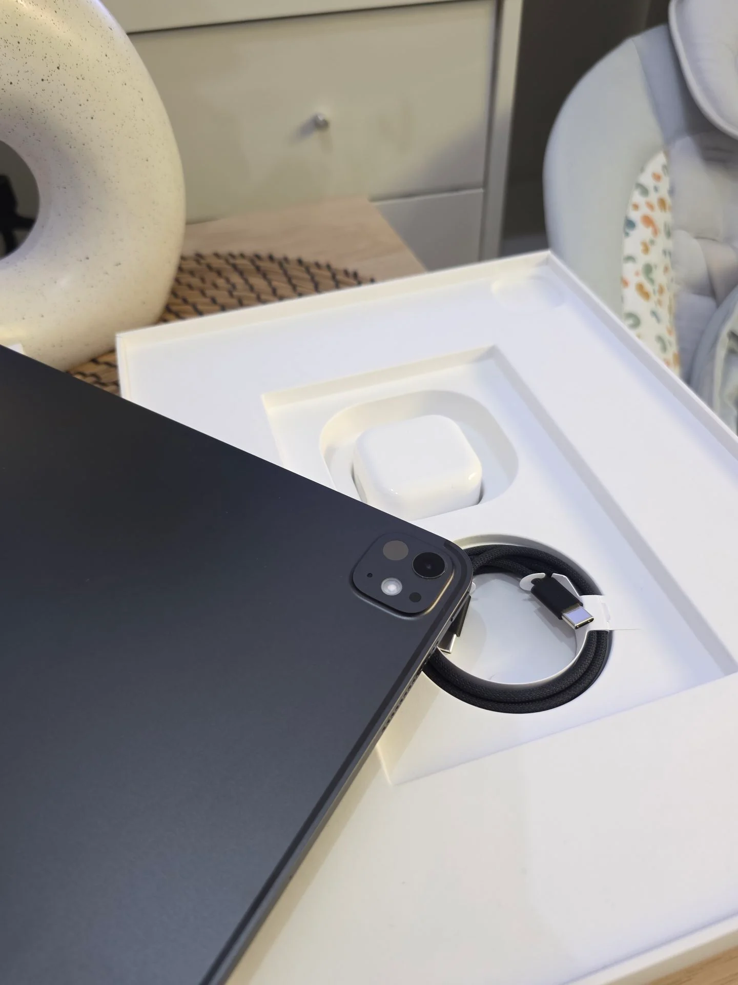 13" iPad Pro M5 16/1TB Wifi Black photo 5