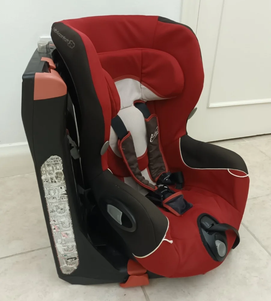 Booster car seat – Swiveling photo 1