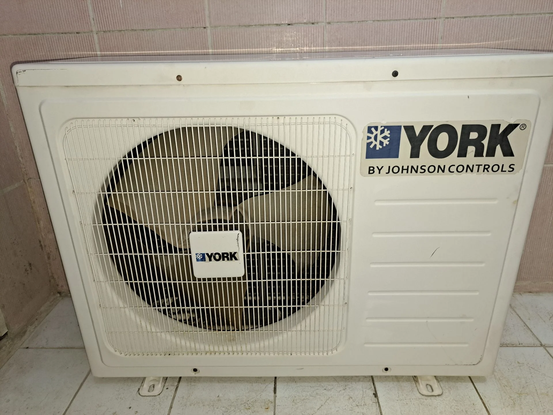 AC Outdoor Units for Sale – Good Condition, Reasonable Budget photo 4