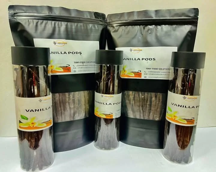 Fresh vanilla stick from Zanzibar photo 1