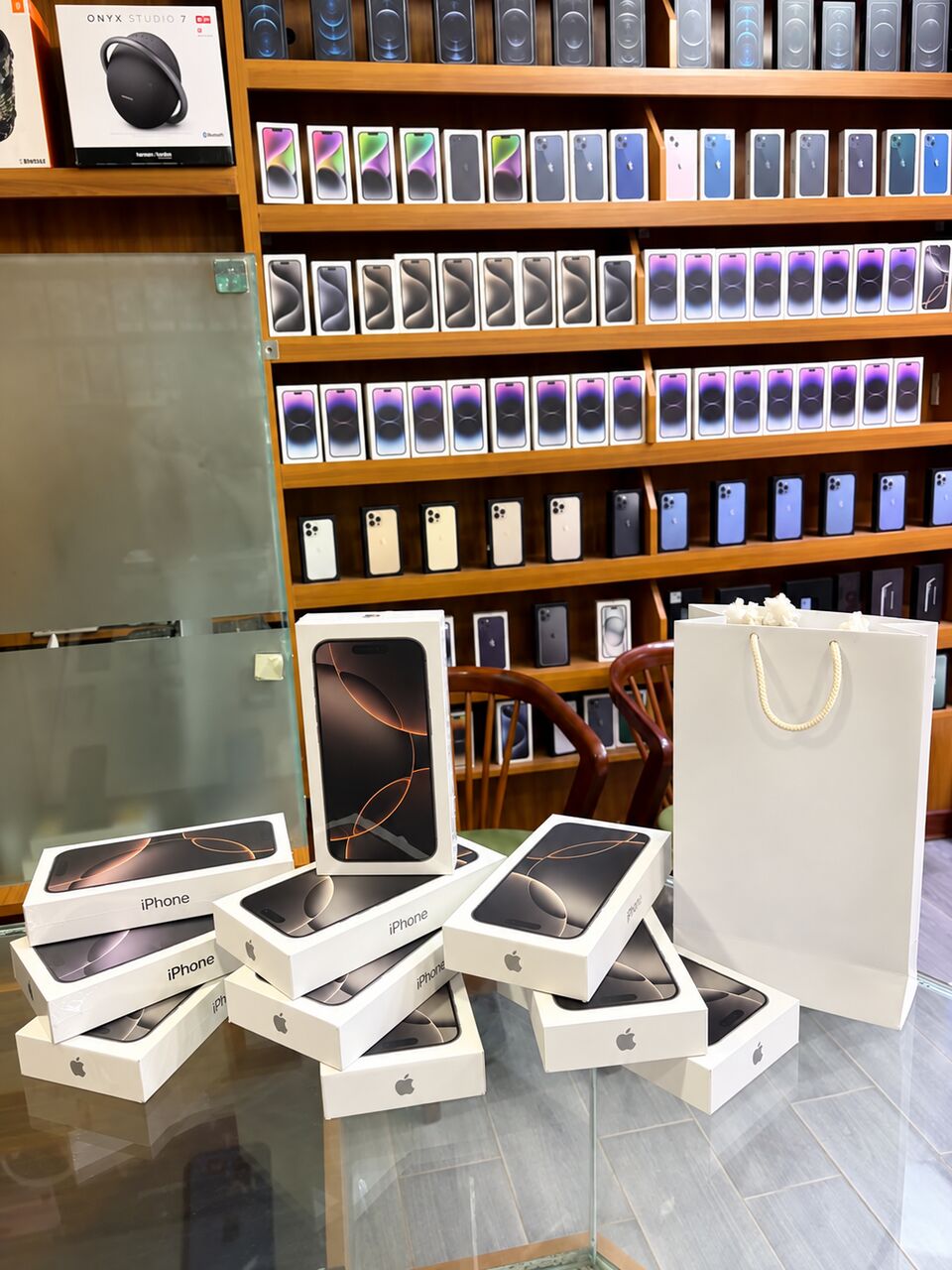 QAR 1000,  Sony PS5 Pro, Sony PS5 Slim, Nintendo Switch 2, Xbox Series X, Steam Deck 512GB, IPhone, photo 3